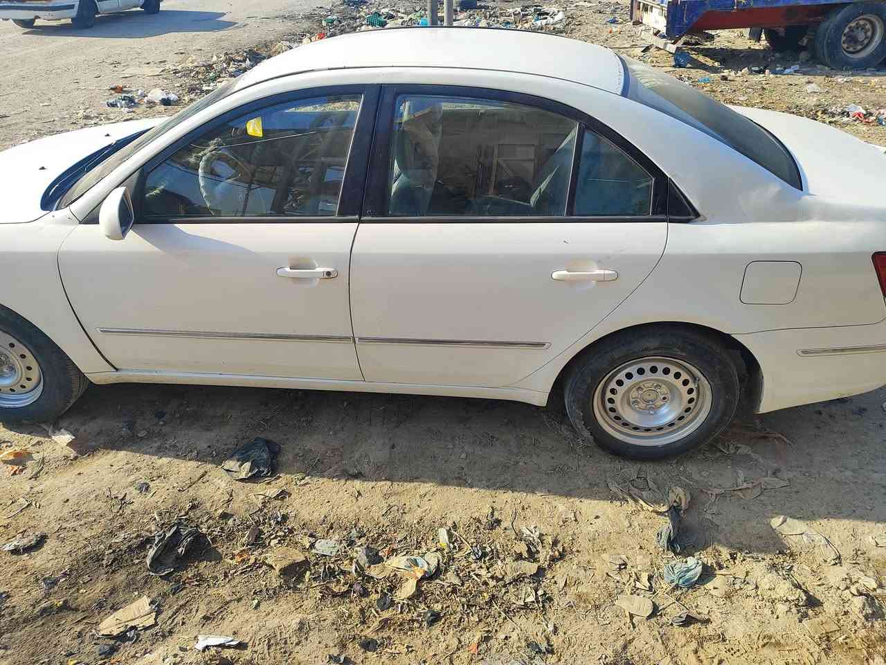 السلام عليكم سياره للبيع ادوات
بيه كصه جنطه       45وبيه مجال
سوناته 2010 
مكاني شطره ***********
