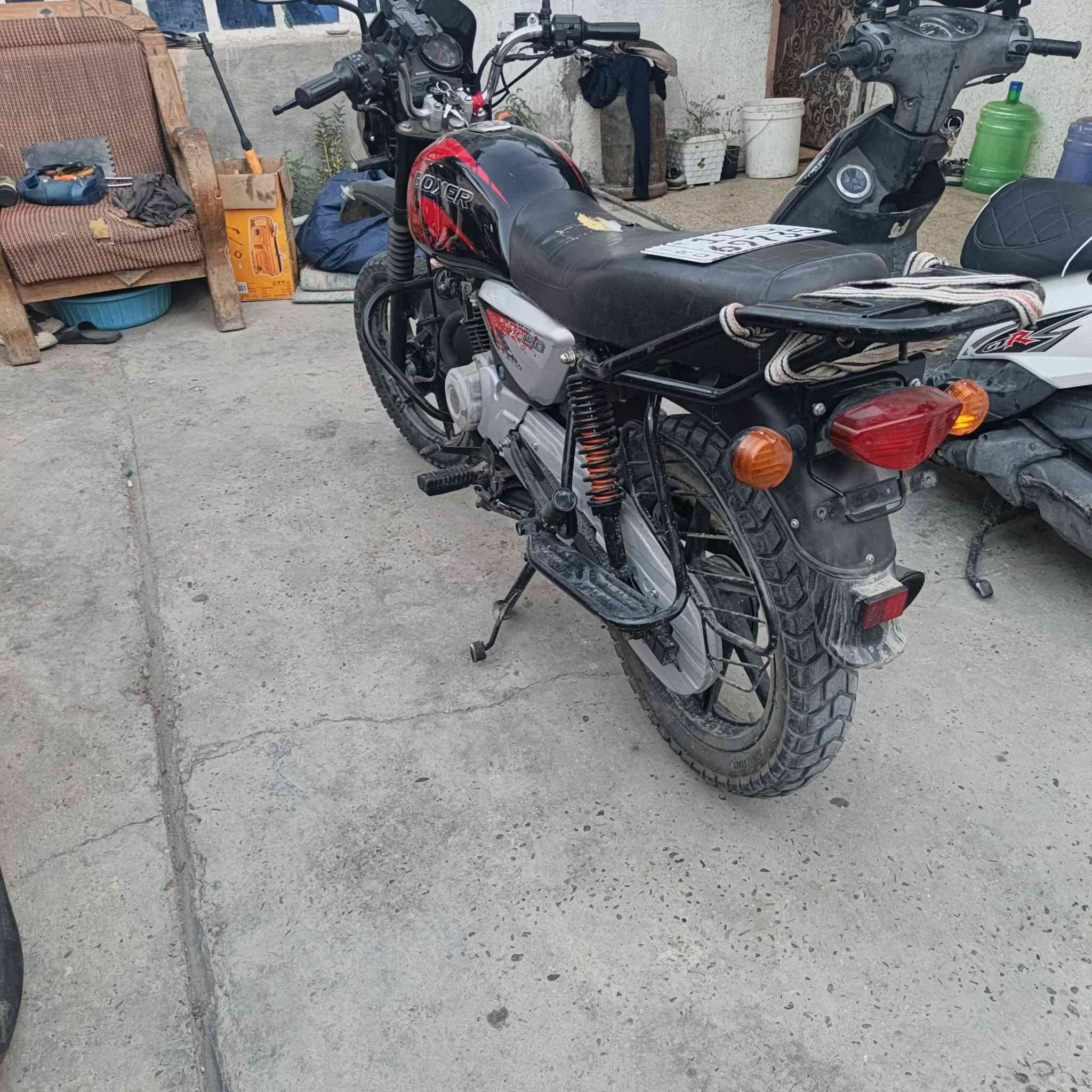 بوكسر 23 جديدة معنة الكلمة بسمي تجفيت بلشركة زنون اصلي مكان البياع تقاطع درويش ***********
