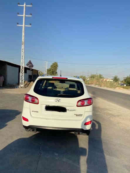 السلام عليكم سنتافي خليجي موديل 2011للبيع فول مواصفات للأخير فتحه بصمه تبريد 3 قطع دفع رباعي /ثنائي تحكم ستيرن محرك 6سلندر رقمها بغداد الدولي بأسمي تحويل ثاني يوم 
سعر 155ورقه بيها مجال حك الجيتواصل مسنجر +واتساب ***********
