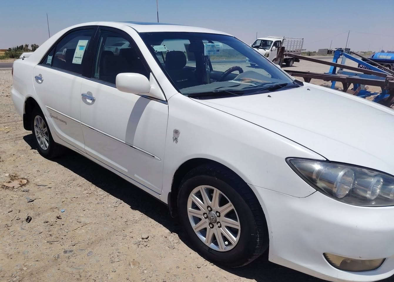 كامري خليجي فول مواصفات بس كشانه مو جلد محرك سته سلندر موديل 2005 رقم سنوية أربيل شرط تحويل مابية اي نقص جاهز مكان ديالى ***********
