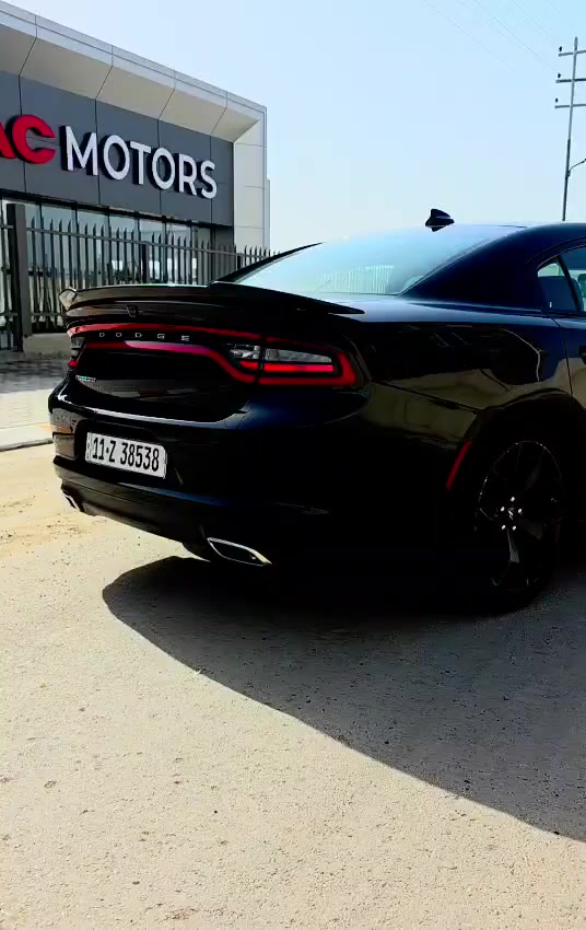 جارجر sxt
باب مبدل والقديم موجود والجاملق مبدل شبر بلبنيد صبغ 
مشيه 49مايل
جديده بمعنه الكلمه
السعر 235بيهة مجال بسيط
***********
