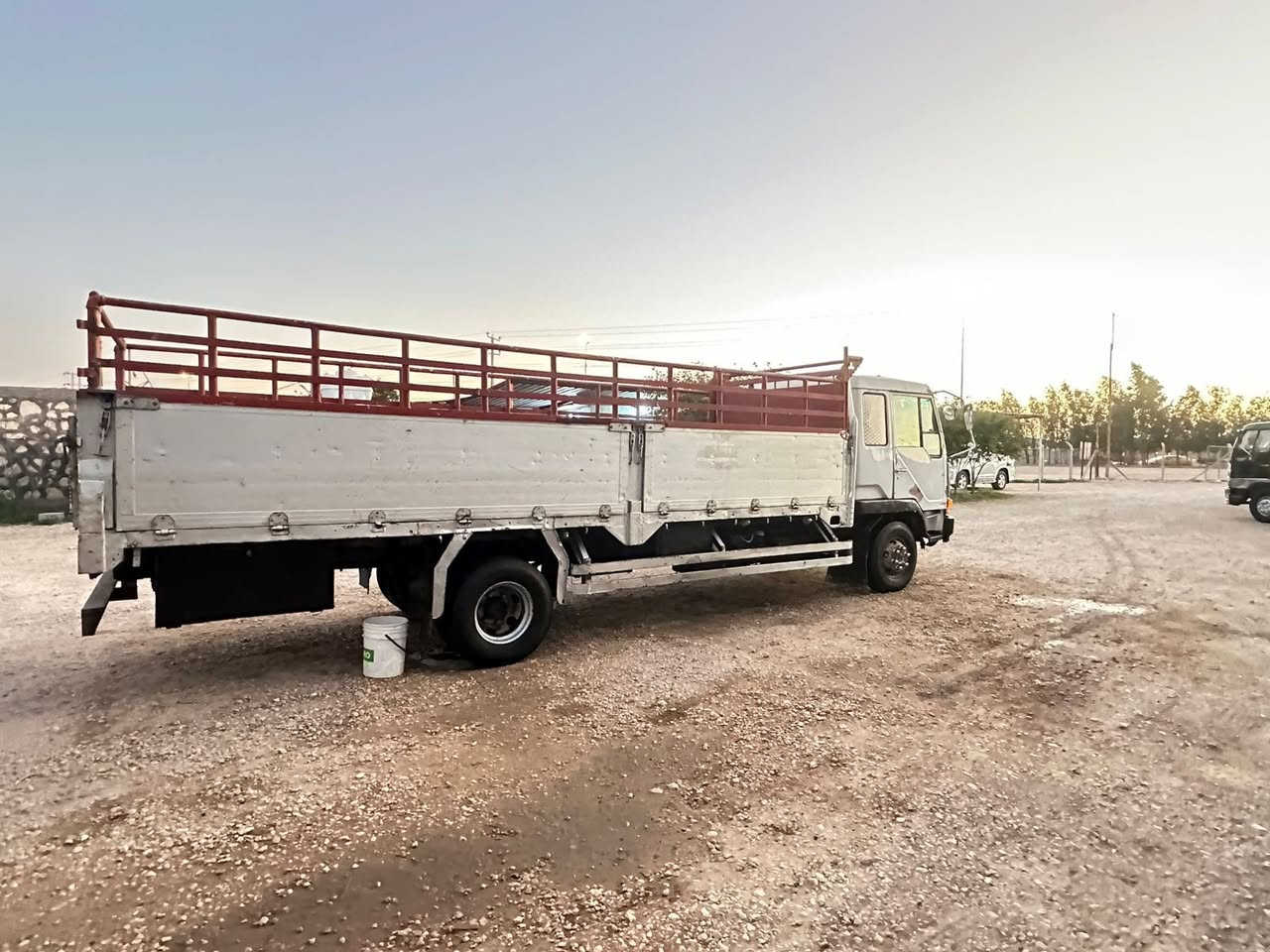 السلام عليكم فوسه للبيع موديل 1991مكينه 14 سوبر جديده الطوال6  وربع ابلادي سنويه لل28 حداديه كفاله 105 العنوان بابل الاتصال***********
