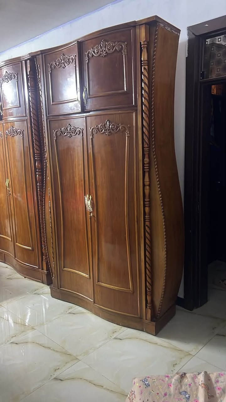 للبيع غرفة نوم صاج نظيفة مابيها اي ضرر السعره 800 الف مكاني بغداد الغزالية الاستفسار واتساب ***********
