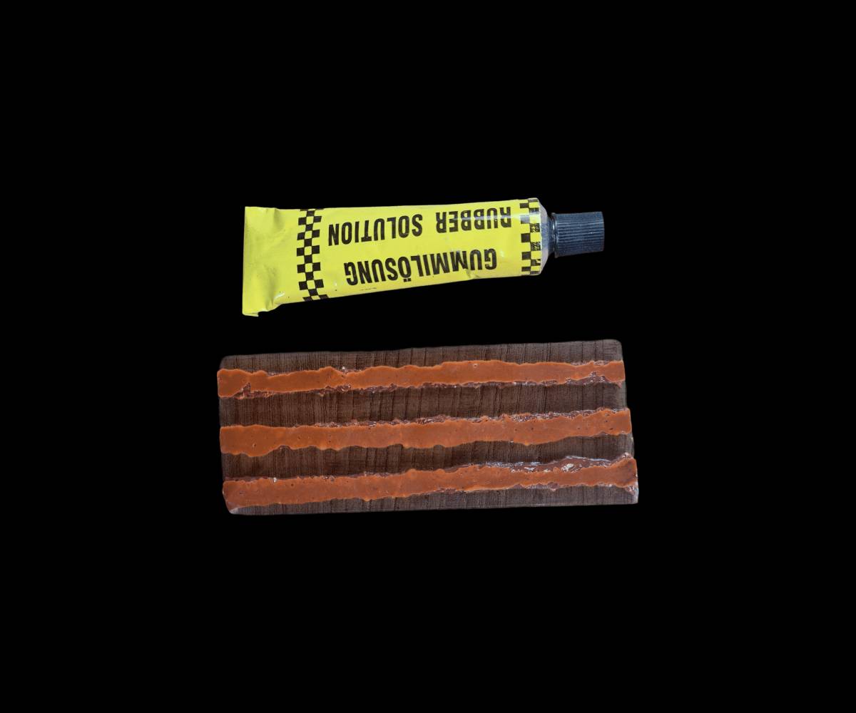 ق🚗💨 منفاخ هواء عالمي

حجم 🔝 قوة دفع ⚡ أداء وفعالية ✅

بعد ما تحتاج شي، كل الأدوات مجموعة بهالحقيبة 👇

🔧 درنفيس + أدوات كاملة لإصلاح البنجرمجموعة (إبرة إدخال، أداة توسعة، لواصق مطاطية، أنبوب لاصق مطاطي، قاطع، كماشة).

🌀 خرطوم حلزوني مرن

💡 مصباح LED للطوارئ

🛠️ منفاخ ثنائي سلندر بسرعة يختلف عن كل الموجود بالسوق

🔥 حل رهيب، وية هالعدة تكون مطمئن وين ما تروح

✋ لا تفوت الفرصة… اسبق الكل واحجز طلبك اليوم وخلي عندك المنفاخ الأفضل ✔

... 
رقم الهاتف واتساب فقط
***********