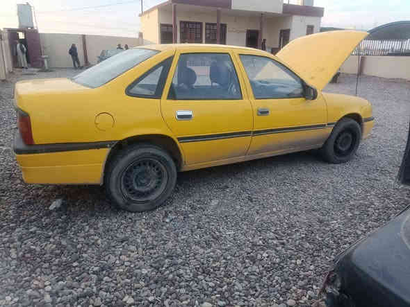 السلام عليكم فكترا ١٨ لون اصفر رقم فحص نينوى بيها واجهه وكالات ثنين انطيك السياره مكفوله طلبه وسرقه فقط محرك معمر جديد بيها هاف يعوزها كبس عينه دوش عايزو تنظيم فقط والبريك يكضب بس محجر سعرها ١٥ وبيها مجال قليل رقم الهاتف ***********
