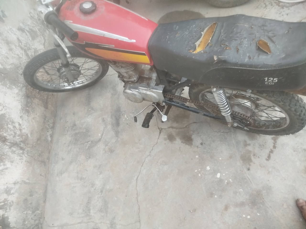 سلام عليكم دراجه كلك مكفولة بيهه بس الويل طك السعر 150مكاني كربلاء حي الصناعي


**إذا كنت صاحب هذا الإعلان وتريد حذفه لأي سبب، رجاءا أرسل رسالة إلى الدعم الفني**