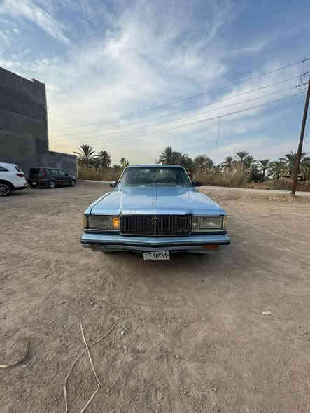 السلام عليكم السعر 37
سوبر 1982 محرك 2800 حلو وميصرف 

سياره نضيفه نفس متشوف بالصوره واحله بس بيها بلجاملغ الأيسر معجون مفطور 

سياره مكفوله شواصيها لا خياس ولا حادث 

مكينه وكير خير من الله حلوه ومرتبه مال جناي 

للبيع سعرها34وبيها مجال قليل مكاني حله شارع السياحي 

***********
