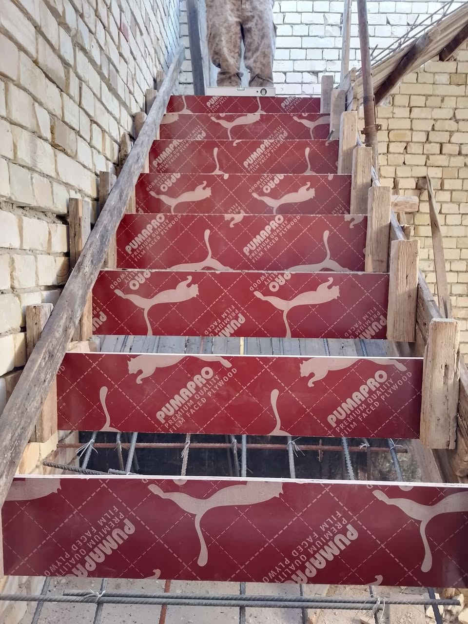 أبو حسين النجار للمقاولات لصب السطوح كرسته وعمل نقد واقصاد وبخدمتكم يوجد وات ساب ***********
