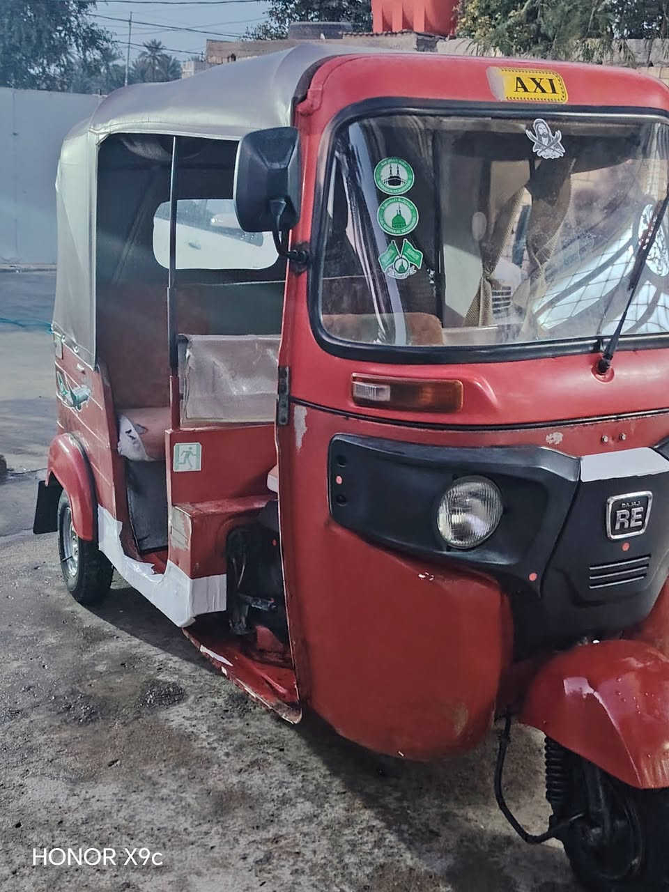 تكتك للبيع موديل 17 تكتك نضيفه كبل للشغل ***********
