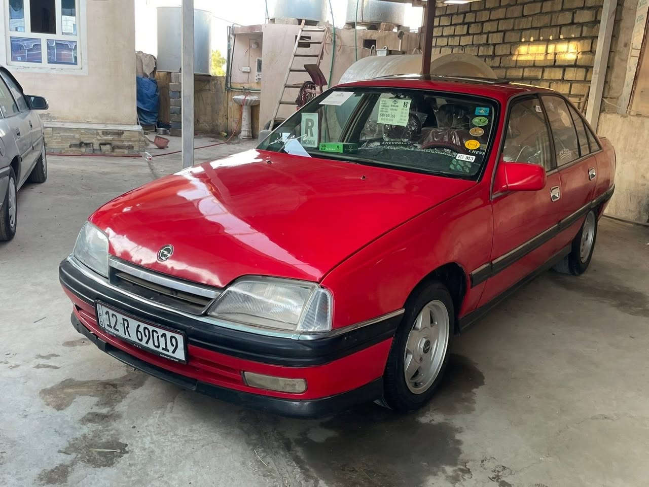اوميكا رقم سنويه جديد عام بخ بس جمالي
محرك 20موديل 1990سعر ٣٥رقم سنه وي جديد ٢٠٣١بسمنه تحويل وكالا شرت رقم تلفون كورك ***********زين ***********
