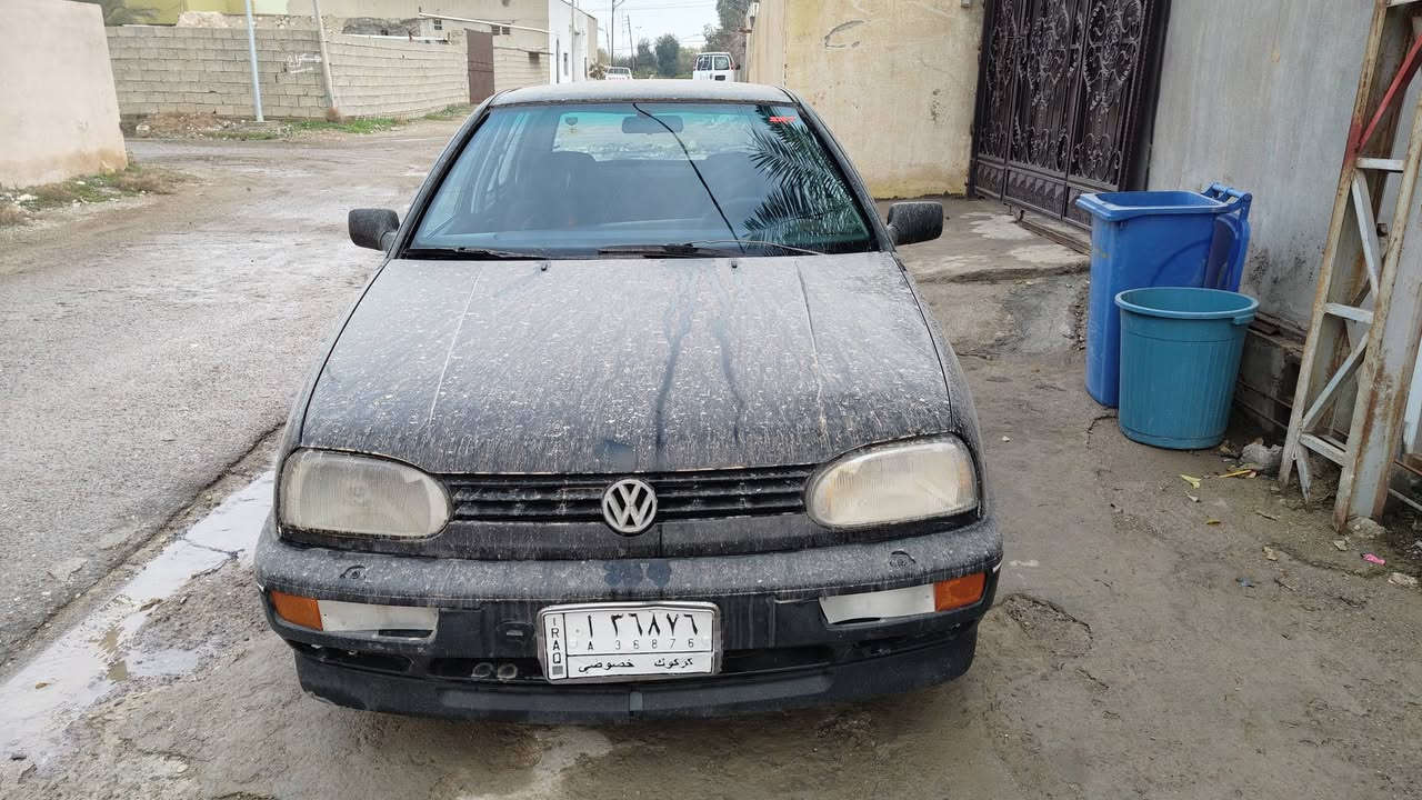 السلام عليكم للبيع كولف موديل 92 كير عادي محرك 18 بدون صبغ بلادي سنويه ساقط 2019 رقم كركوك مكان السياره كركوك ناحيه تازه سعر 40 بي مجال رقم موبايل ***********
