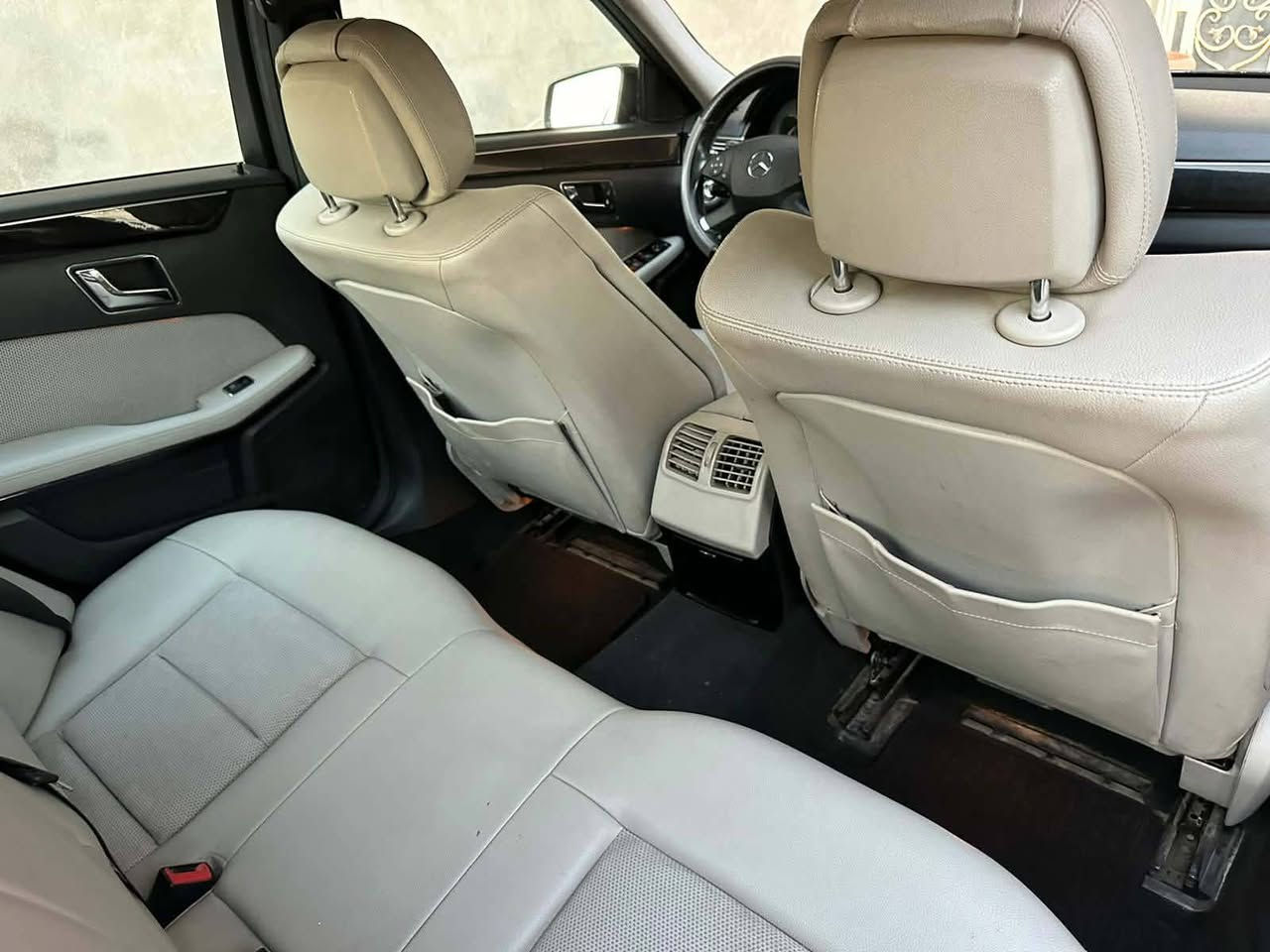 السلام عليكم
مرسيدس موديل 11 فئة E350 رقم اربيل باسمي جاهزة من كل النواحي بيها صبغ قطعتين 
بيع سريع
عادي مراوس بسيارة عالية 
***********
العنوان بغداد الكاظمية الطي
