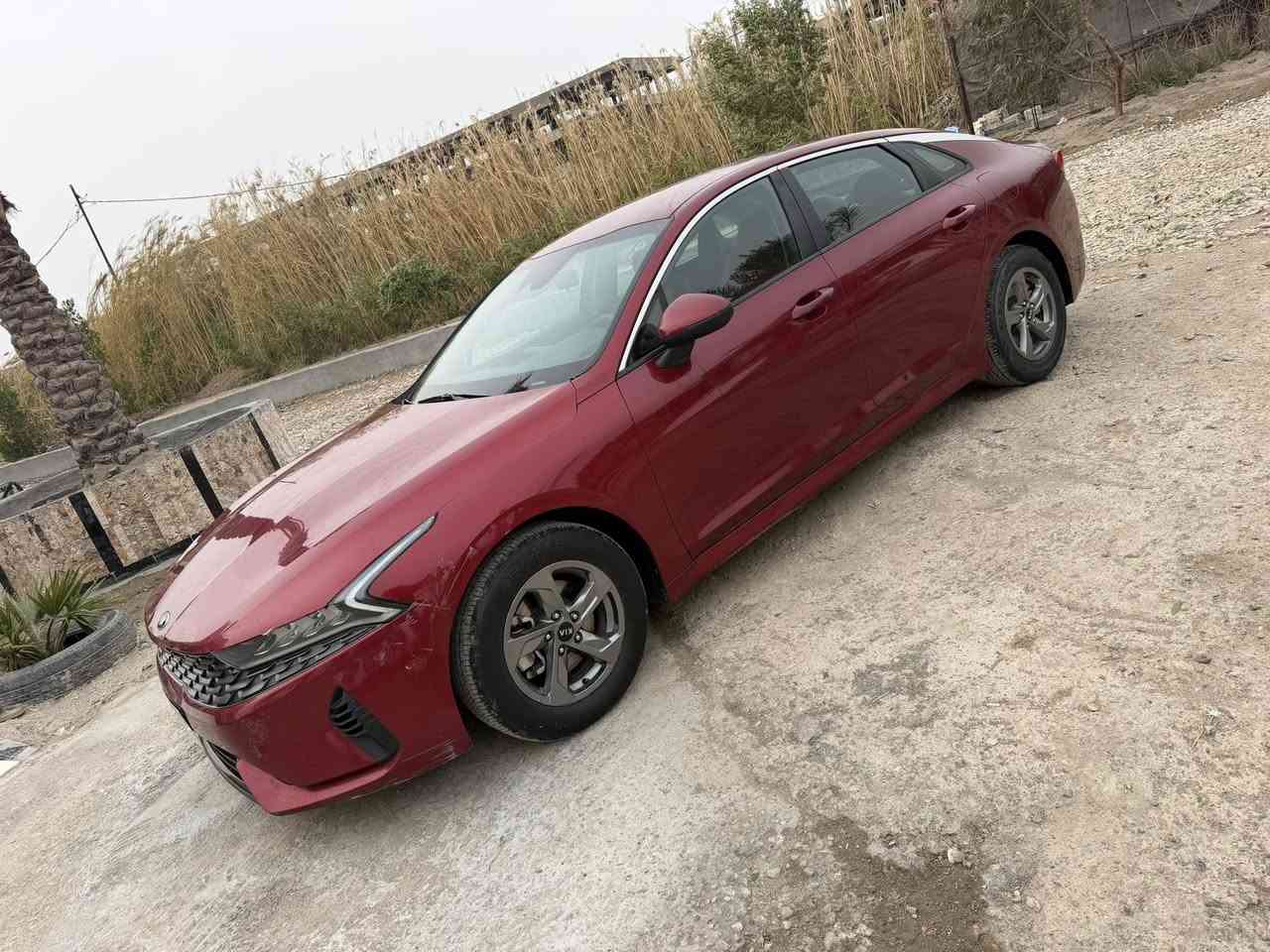 السلام عليكم للبيع السعر147 موديل 2021 رقم بغداد معوقين بعد سنه وتتحول سياره جديده صور الحادث مرفقه عنوان السيارة واسط الزبيديه ***********
