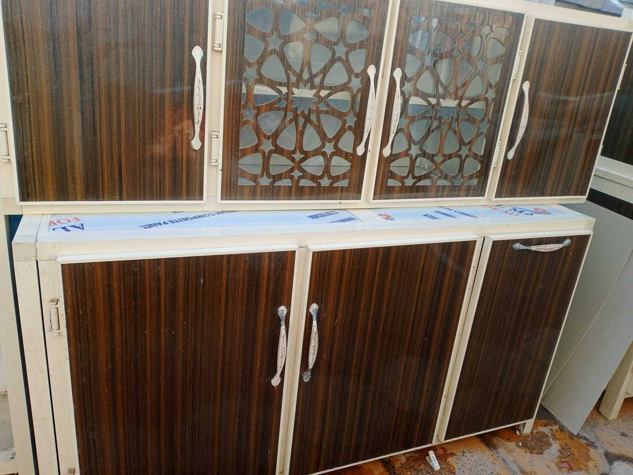 كاونتر7قطع مع طباخ 750قياس5متر


**إذا كنت صاحب هذا الإعلان وتريد حذفه لأي سبب، رجاءا أرسل رسالة إلى الدعم الفني**