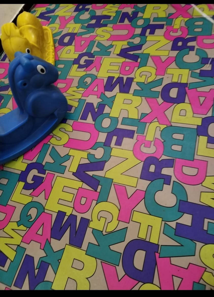 أغراض روضة للبيع قرب ابو دشير واتساب ***********
