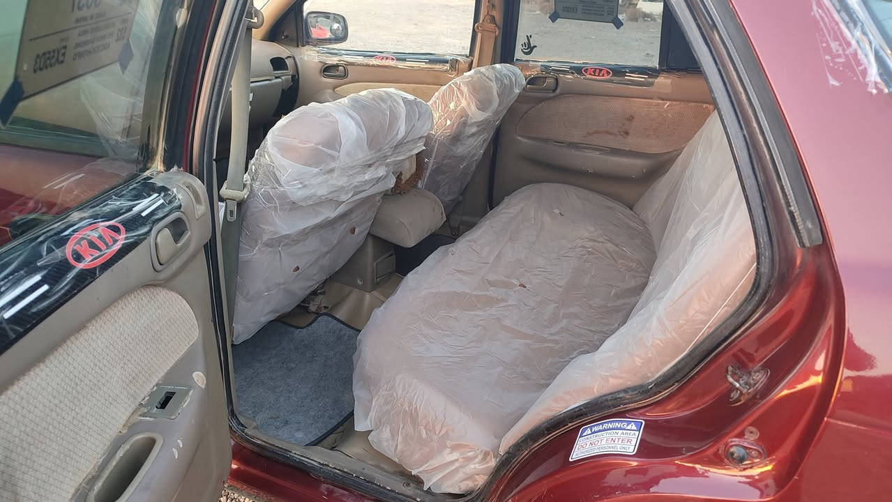 كيا سيفيا البيع موديل 94 رقم بغداد مشروع وطني
كير اوتوماتيك محرك مفتوح مكينه وكير مكفولات 

كهربائيات كل شغاله 

تخم تاير حداديه امامي و خلفي جديد 

سياره مصبوغه الجماليه مكفوله من كص وضربه وكلبه 

دواخل جديده دشبول نضيف بطاين نضيفه مدوشمه 

السعر 37بيه مجال *********** مكاني بابل غير متواجد عل فيس
