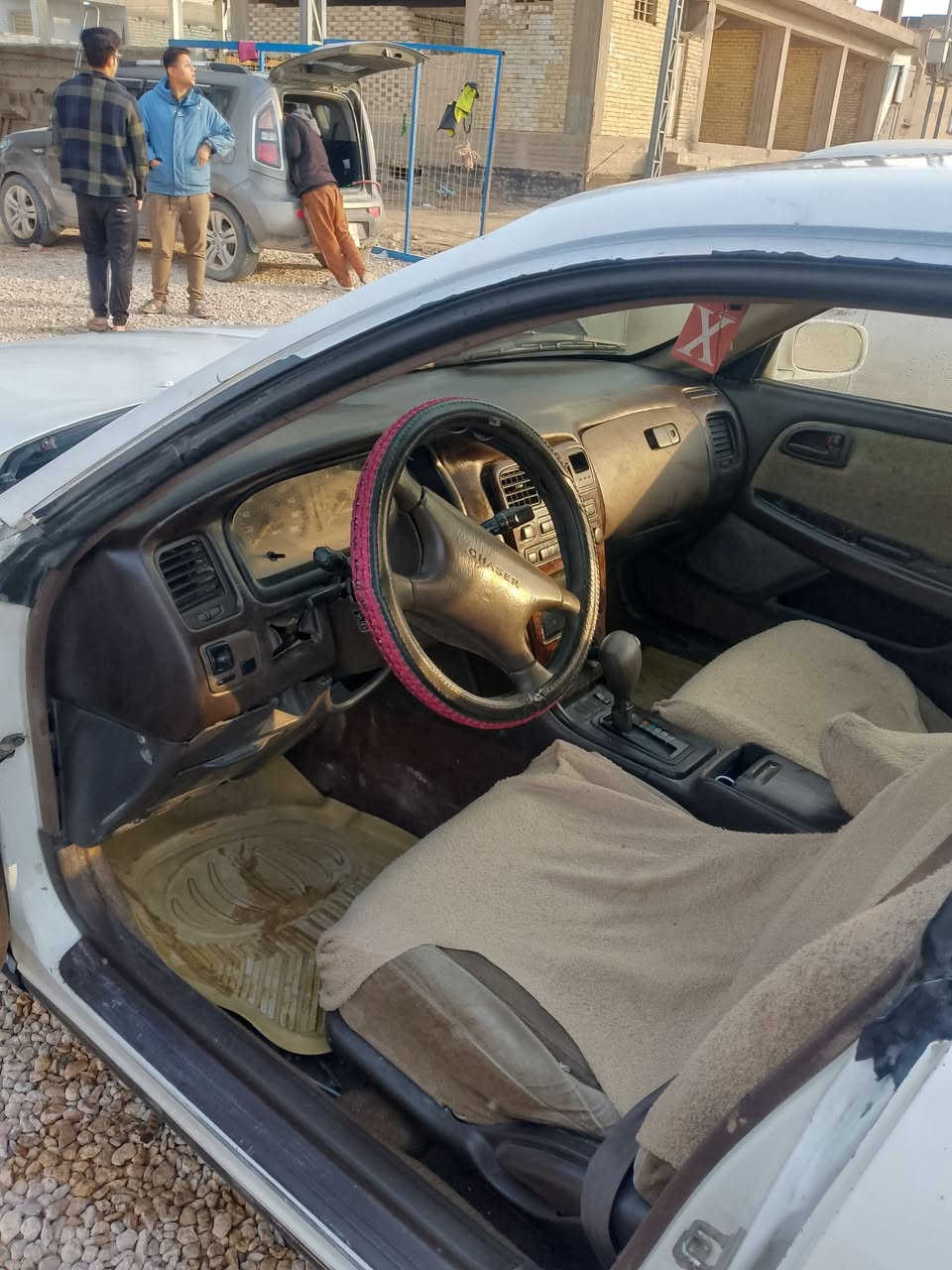 شيزر ياباني للبيع محرك ونجي مكفوله من گص وضربه ونقل جثه رقم ديالى باسمي هزه ماساقطه لل28للاستفسار *********** مكاني نجف
