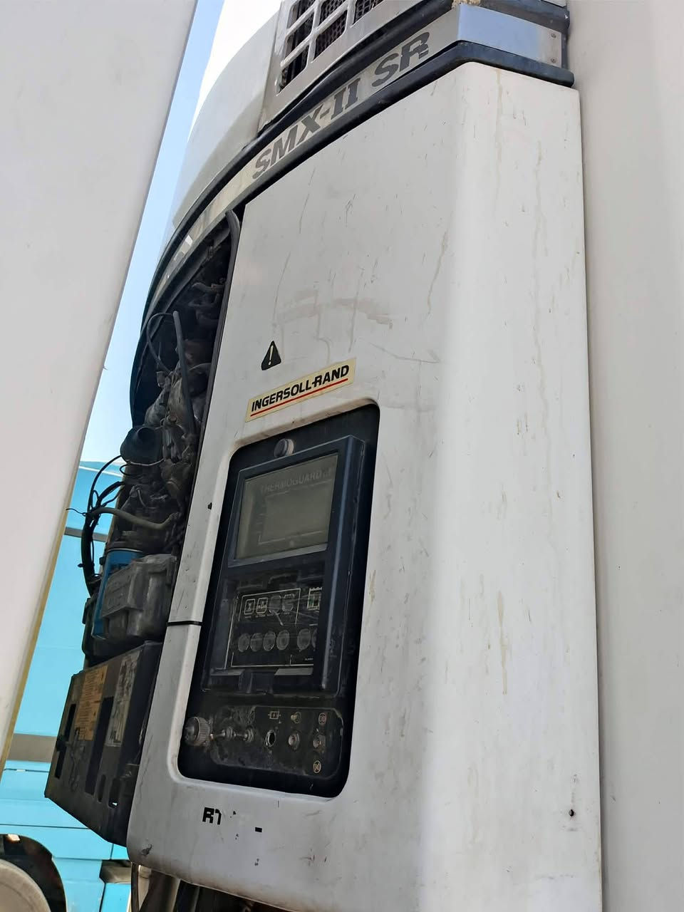 للبيع براد لمبرت2008
ارتفاع استندر 
تخم تاير  مطبخ ثلاجه
جهاز سمكس  مجموعه بيبي 
‏‪***********‬‏
