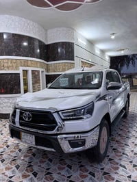 هايلوكس 2022 فورويل عاليه  سعودي  أوتوماتيك  بصمه  ويل كروم  فول مواصف...