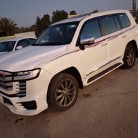 لاندكروز • ٢٠٠٩ • ٦ سلندر