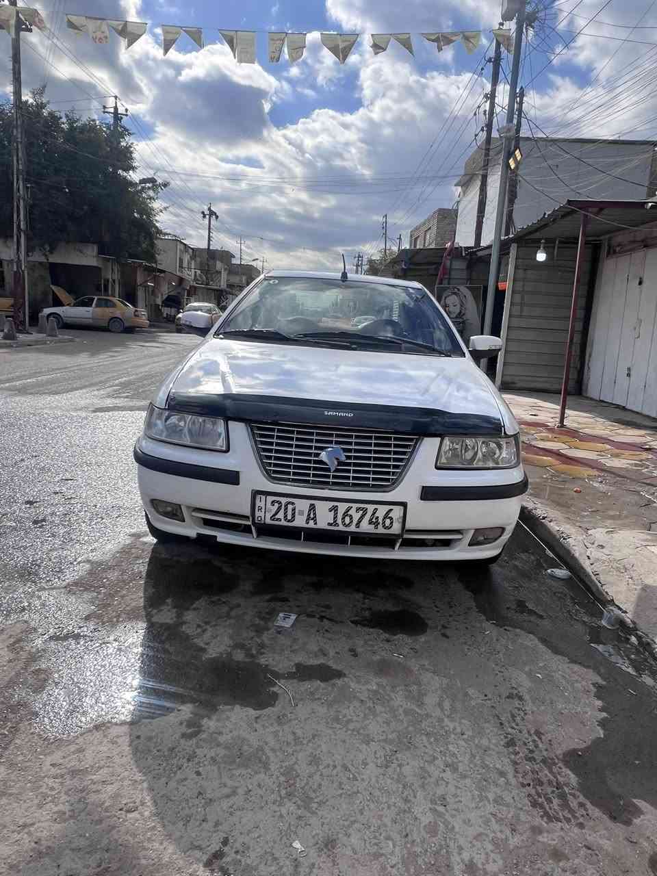 سمند  للبيع لون ابيض رقم دولي گير ومحرك فرنسي  المرغوب صدر قبل 7 ايام مبدل  تايرات نص عمر سعر 30$  للاستفسار اكثر اتصل ***********  مكان السيارة بغداد الغزالية
