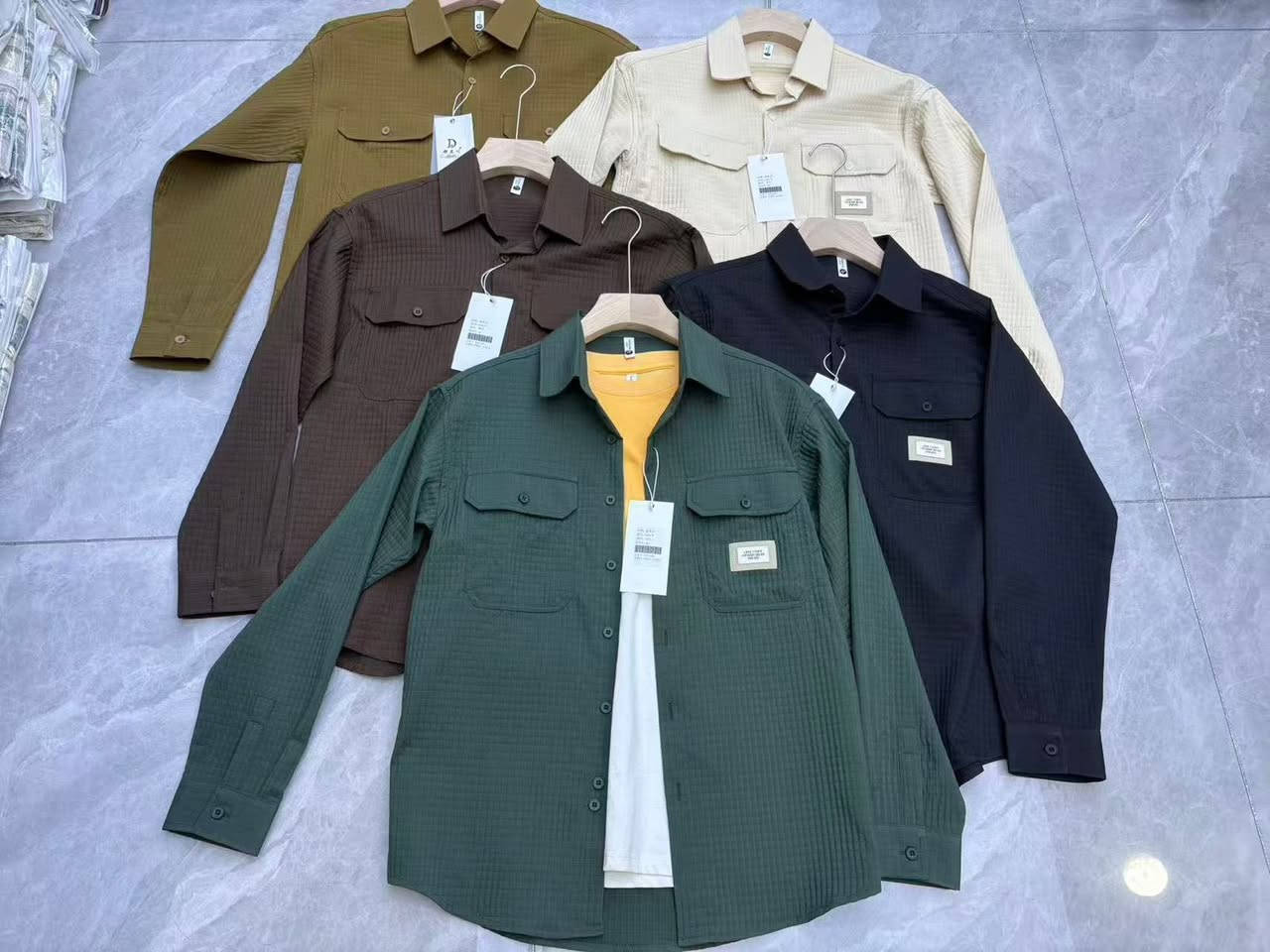 🔥🔥🔥🔥
جملة فقط
جملة فقط
🔥🔥🔥🔥

قميص كلاسك خامايات جديده وما مطروقه
يلبس بهاري ويلبس صيفي ناعمه وراكزه
قطعه فول فول كوالتي
قياس XL - 4XL

گروب واتس اب

https://chat.whatsapp.com/FXrp15miWEO52nYk0Esg7c?mode=hqctcli

***********
***********
***********
يتوفر خدمة توصيل لجميع انحاء  العراق 
العنوان الانبار الرمادي السوق الكبيرخلف مدرسة 14 رمضان 

https://maps.app.goo.gl/mvXBPT7eHbKHhm6A7?g_st=com.google.maps.preview.copy
