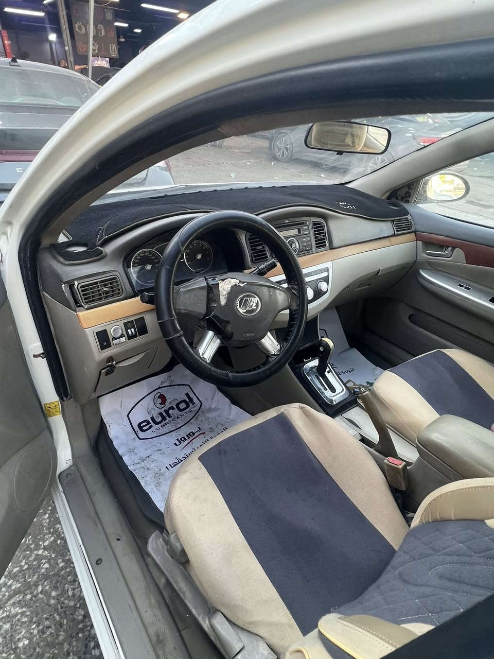 ليفان موديل ١١ سياره جاهزه من كلشي تبريد دشومه جديده محرك كولا كير اوتمتيك عارضها ٣٥ وبيها مجال ***********
