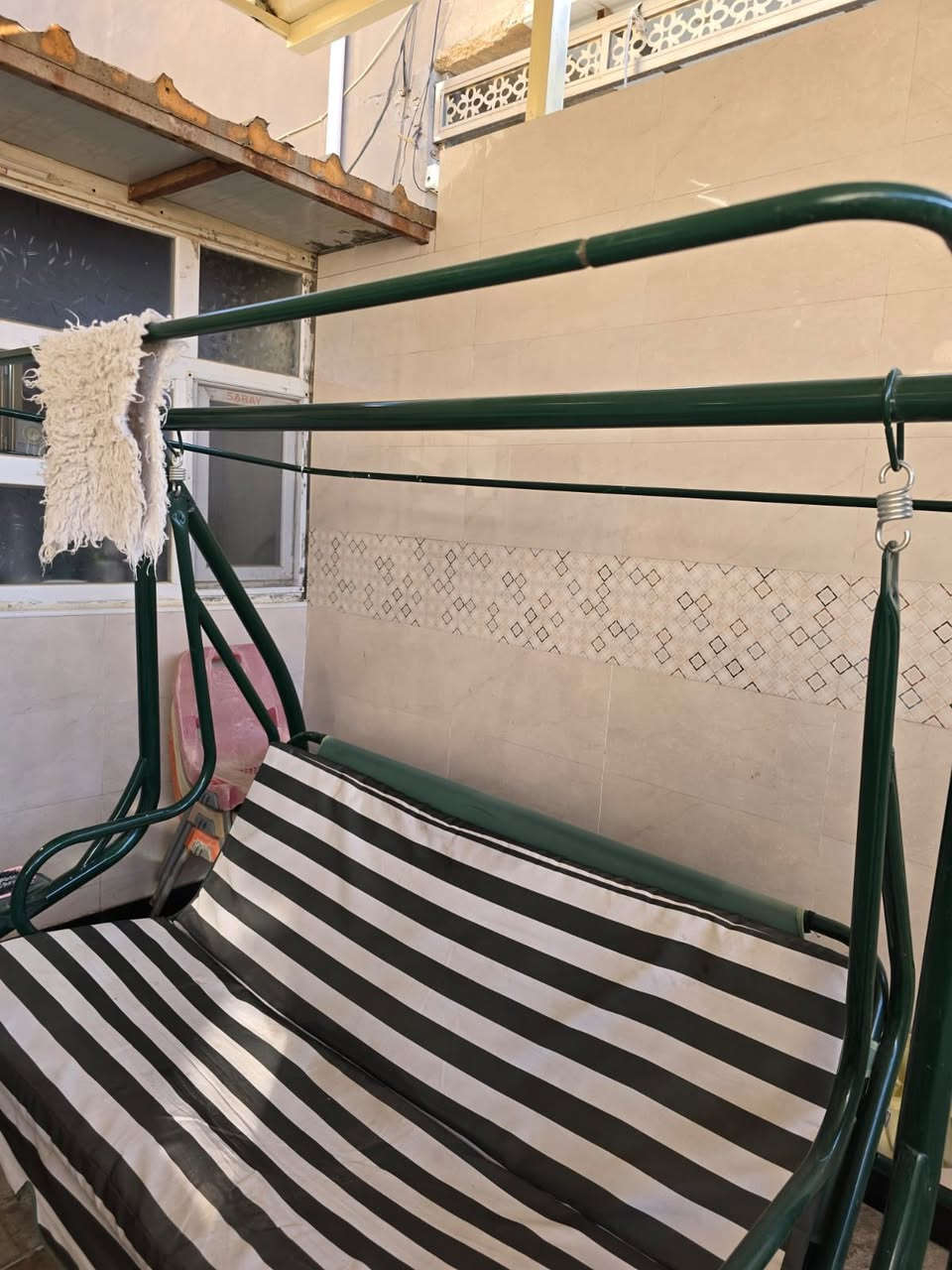 مرجوحه نضيفه مابيها ضرر والمظله مالتها موجودة 
مكاني الديوانيه


**إذا كنت صاحب هذا الإعلان وتريد حذفه لأي سبب، رجاءا أرسل رسالة إلى الدعم الفني**