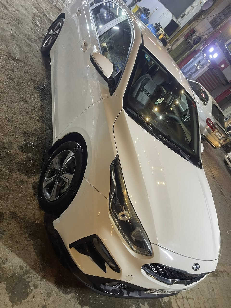 سيراتو 19 خليجي مكينه 2000 ماشيه 125 رقم بغداد الجديد  مواصفات عاديه لايت خلفي لد مري شفط بيها بارد مكانين كلش قليل سياره جاهزه السعر 147 وبيها مجال مكاني بغداد حي اور او البنوك


**إذا كنت صاحب هذا الإعلان وتريد حذفه لأي سبب، رجاءا أرسل رسالة إلى الدعم الفني**