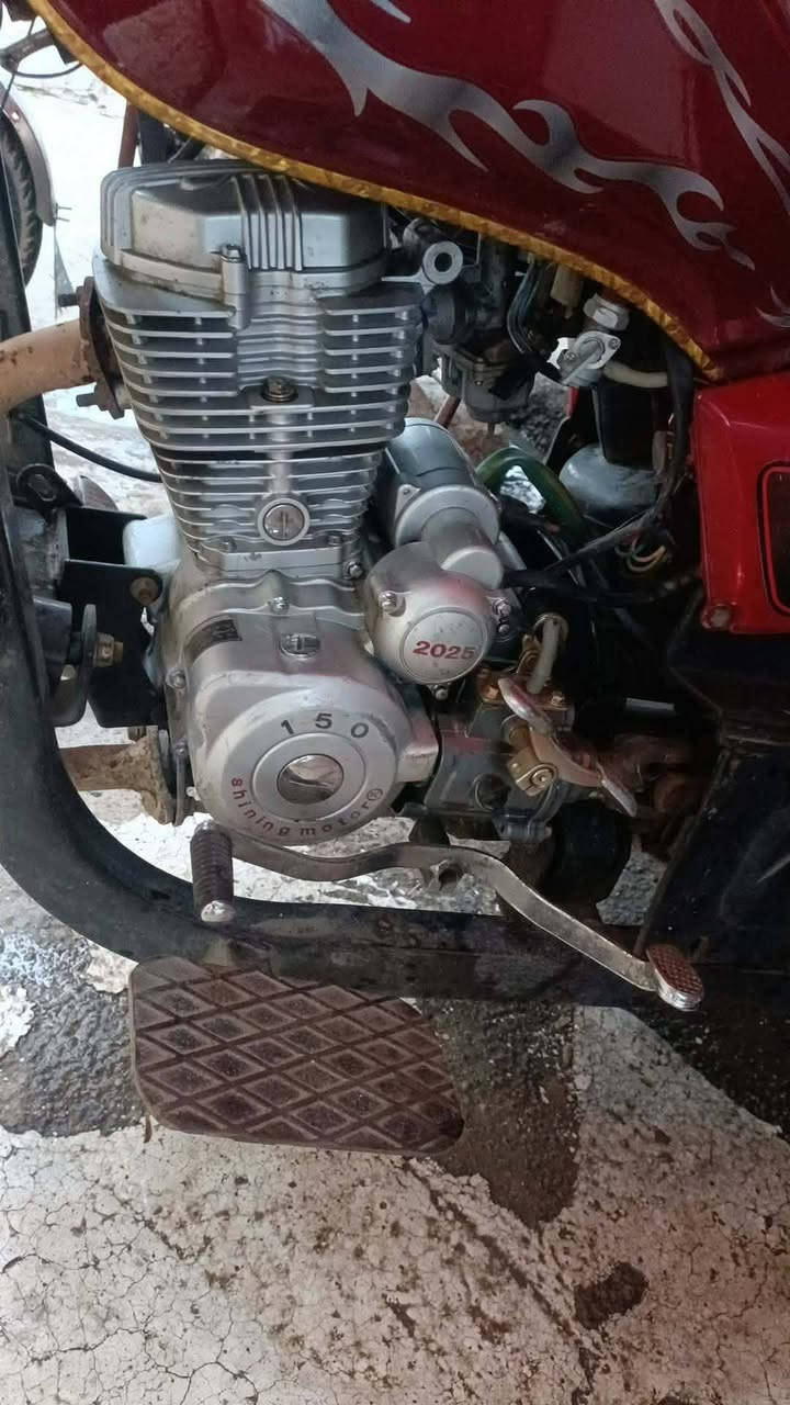 ستوته للبيع موديل 2016 والمحرك 2025 شاصي شر ط منفيس مالها موجود والبيع مستعجل السعر مليون 350 وبيها مجال للطيبين وصفائحه موجوده ثلاث قطع والبيع مستعجل ***********
