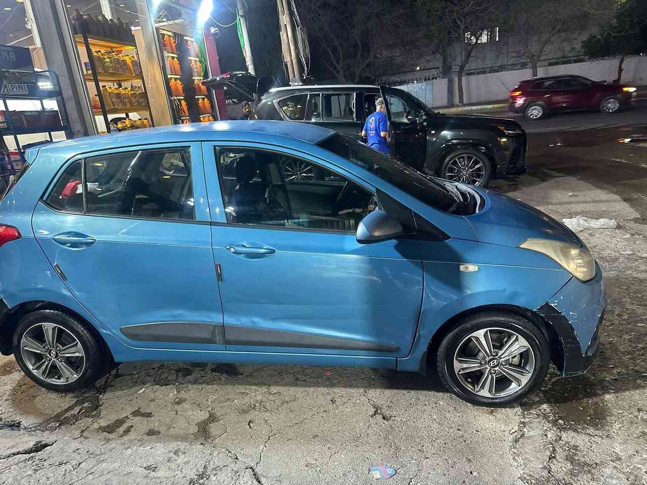 لاحد يجي يكسر بحاجة غيرة الي دينشرون ارخص اقل شي قطعتين صبغ بسيارتهم اني قطرةمابيها
هونداي اي تن i10  موديل ٢٠١٥ بغداد باسمي جديده جاهزه تبريد ثلج صدر جديد تخم تاير باتري جديد كولها جاهزه ماشيه ٩٠ الف كيلو مابيها ولا قطره صبغ ولاحادث خليجيه  بس بيها طخات بسيطه يحتاجن تعديل بارد شاشه كامره تحكمات ستيرن  السعر ٩٢ ورقه وبي مجال للاستفسار ***********
