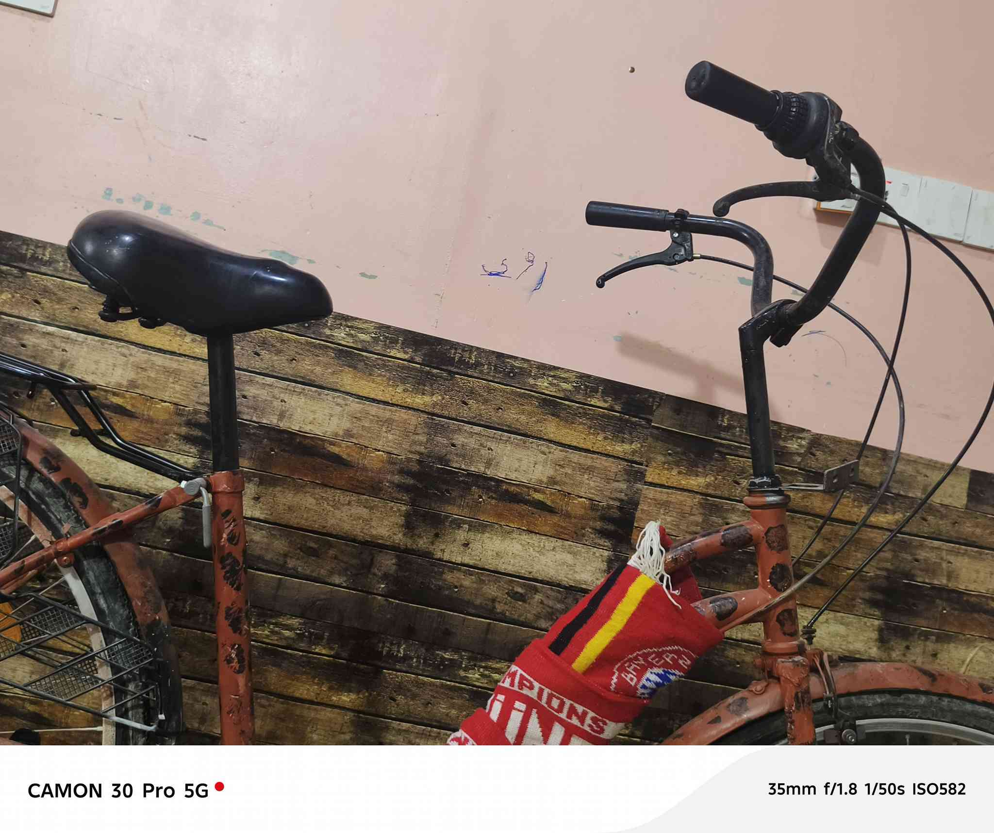 سلام عليكم بايسكل للبيع ياباني اصلي مختوم مكان نجف وسعر 50 وبي مجال


**إذا كنت صاحب هذا الإعلان وتريد حذفه لأي سبب، رجاءا أرسل رسالة إلى الدعم الفني**