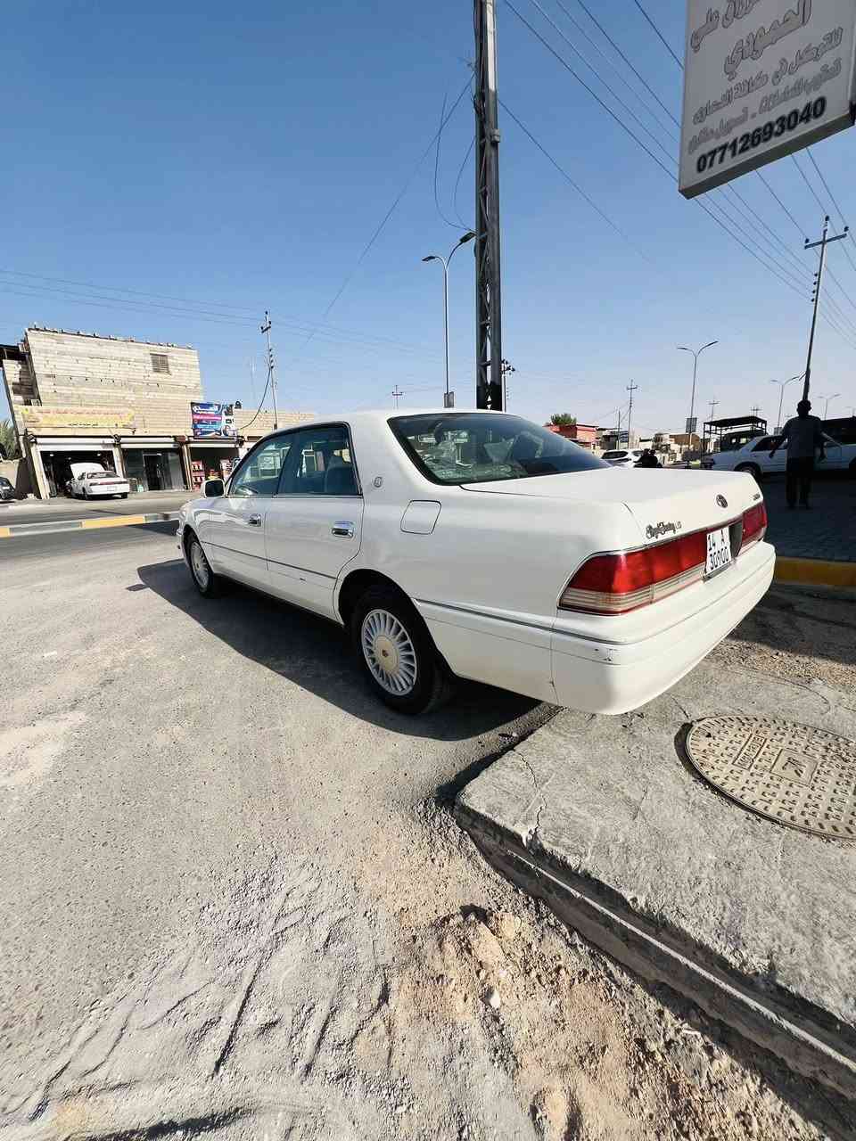 سلام عليكم راس ثور فلات للبيع  محرك كير حداديه كفاله  تخم تاير جديد ويلكب ليزري سياره جاهزه ما نغصه برغي دواخل جدد. كهربائيات كله شغاله من طول لطول تبريد شغال توني شاد منضومه كامله طخا بل جاملق الخلفي خفيفه  السعر ١١٠ وبيه مجال للستفسار الرقم *********** العنوان البصرة أبي الخصيب
