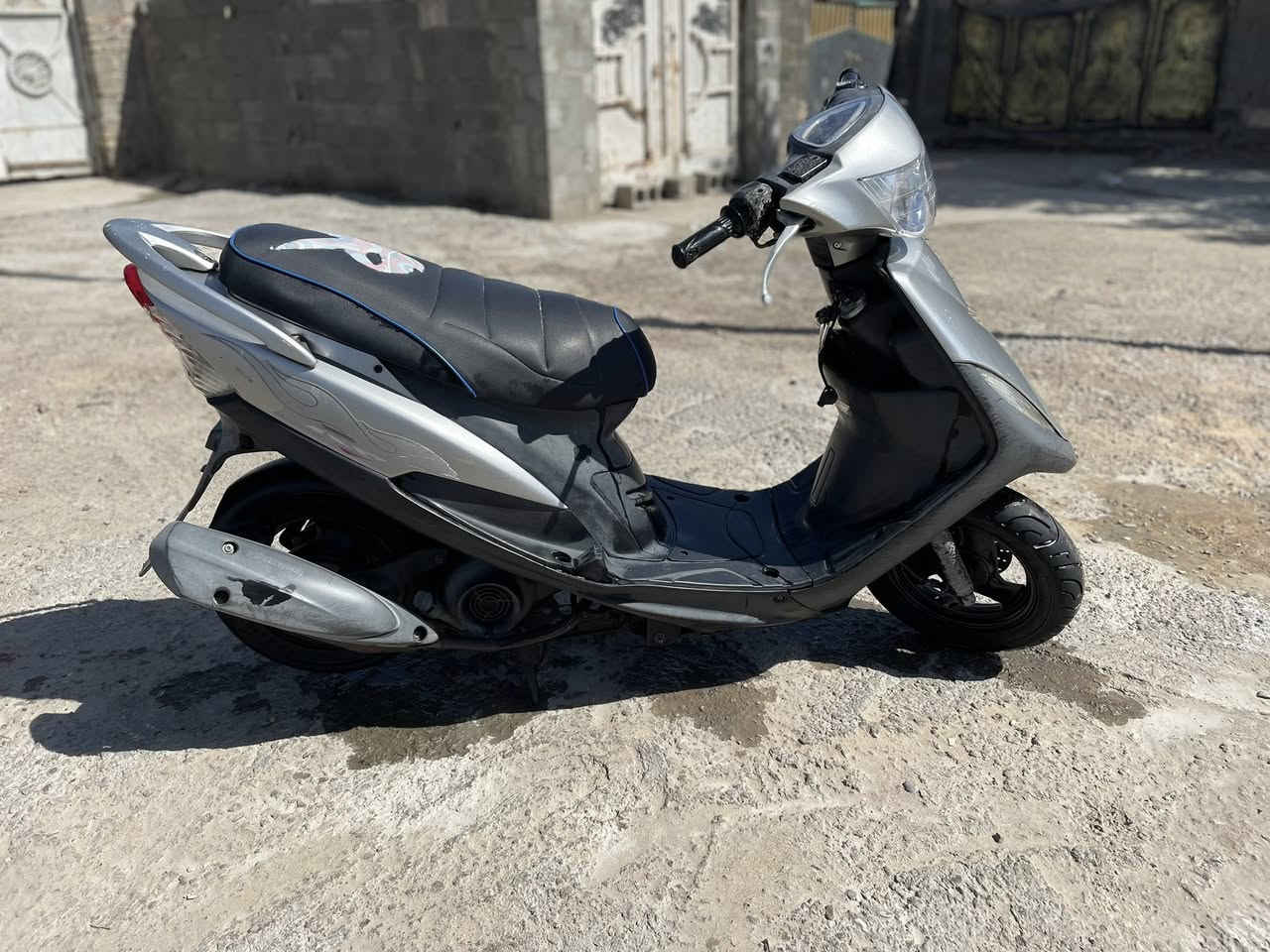 ‏سلام عليكم دراجة جديدة ما عدلة للبيع
‭0774 822 8675‬
