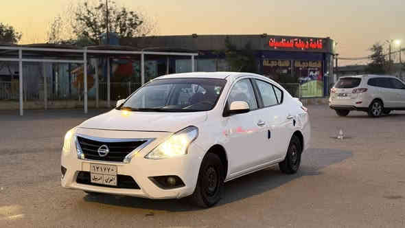 السلام عليكم 
للبيع نيسان صني 2020 
بيها بوارد 3 وصبغ خشم البنيد شبرين
كير مكينه تبريد كفاله 
نظيفه السياره 
السعر :103 وبيها مجال للشراي مو شراي لتخابرني ولتنطي سعر من يمك عامل 
للأستفسار :***********
***********
