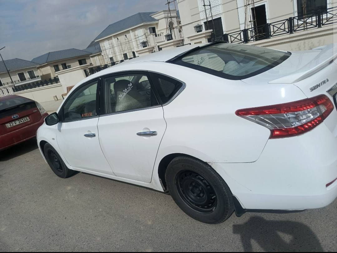 سينترا خةليجي موديل 2015ي سپي بةفري بؤ فرؤشتن
يةك پارجة سبوغة دوو بستي كارتة 
مةكينة 1.6 
گير و مةكينة عةيبي نيية 
سةيارةكة تونت و تؤلة تازة پيش و پشتي تونت كرايتةوا  تةقة و رةقةي تيانيية  جوار تايةي نوية  سحري 110مةجال
سةنةوي هاتا 2030نوية  ژمارةي تةلةفون و واتس ئاب لةسةرة *********** أربيل, العراق
