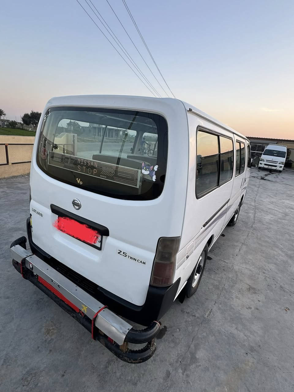 نيسان يورفان 2010 للبيع كير محرك خير من الله لا تبخير ولا تنقيص بيها الجنطه مصبوغة فقط دوشمة جديده للاستفسار اكثر  اتصل *********** المكان 
بغداد ابرهيم بن علي
