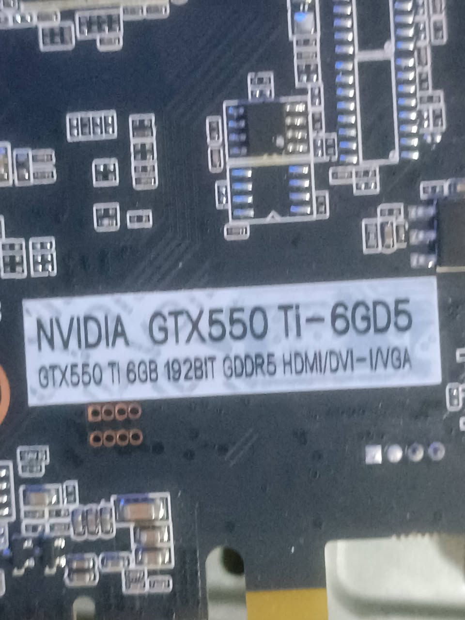 للبيع هاتو سعر 
نوع الرام DDR4 
بس تحتاج فرمات 
ومعاها القطع قطع اهواي بل تعليقات 
البيع كامل ماكو مفرد ،الموصل ما عندي توصيل


**إذا كنت صاحب هذا الإعلان وتريد حذفه لأي سبب، رجاءا أرسل رسالة إلى الدعم الفني**