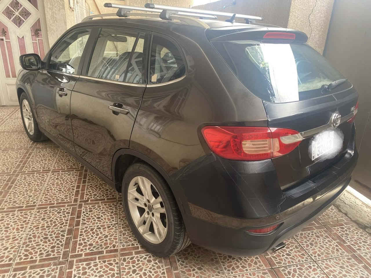 سلام عليكم سياره برليانس موديل ١٤ بلادي مابيه صبغ محرك بلادي بي تبخير قليل بدون تنقيص والتبريد شغال بيه بارد بجهة الصدر وشخوط قليله والبنيد والقماره مغلف فابلون اسود بسبب الجراد المكان الكوت مركز المدينه السعر 68 وبيها مجال بصمه وشاشه وكامره للاستفسار على الرقم
***********
