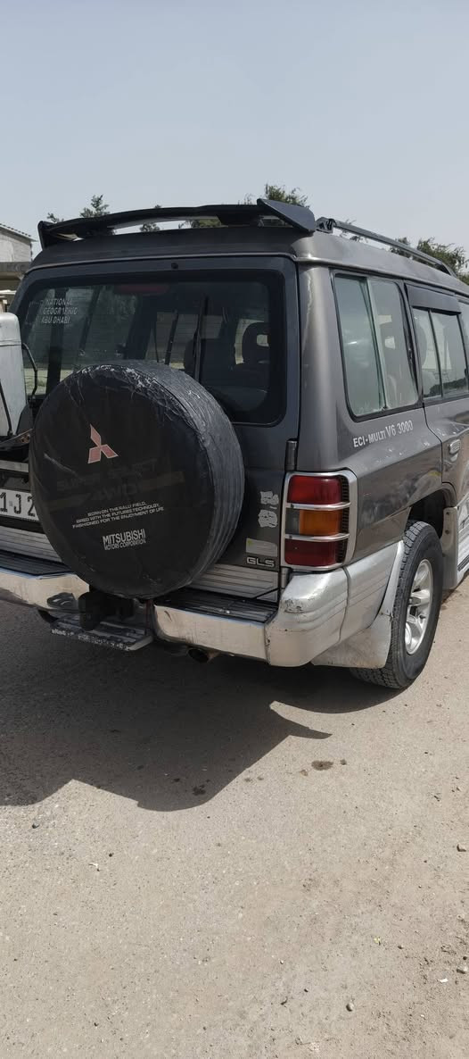 باجيرو موديل98محرك ابلاد3000 كير جديد حداديه جديده سنويه نافذه بشهر 3 سعر 65وبيه مجال شرط المداور بسمي السياره للستفسار*********** البصرة, العراق
