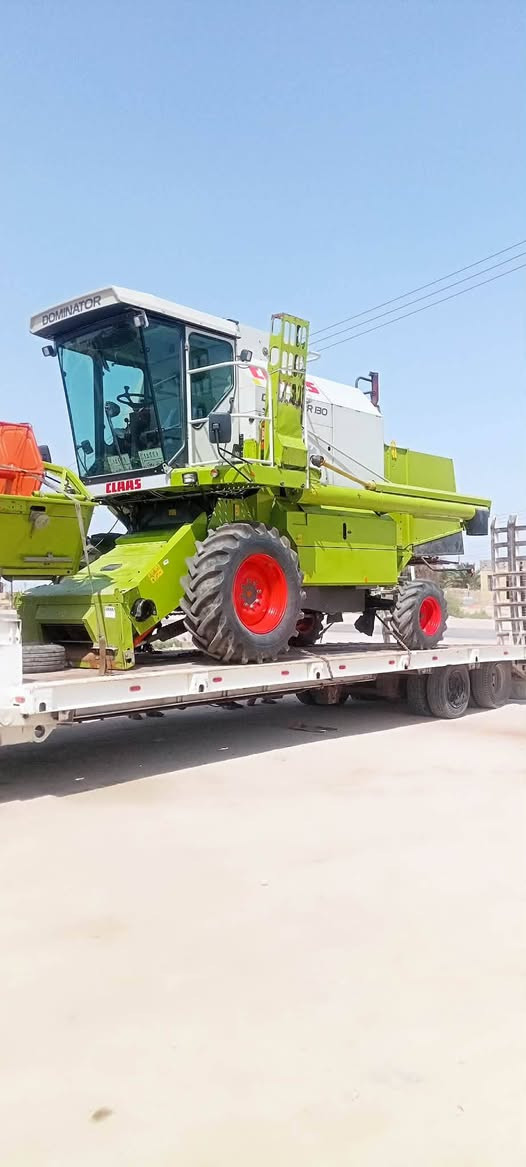 حاصده كلاس للبيع موديل 18حره ستلام 2024مشتغله موسم واحد
***********
