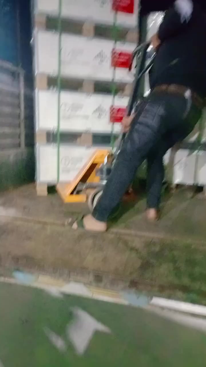 مكتب نور الشمس للطاقة الشمسية *********** واتس آب
