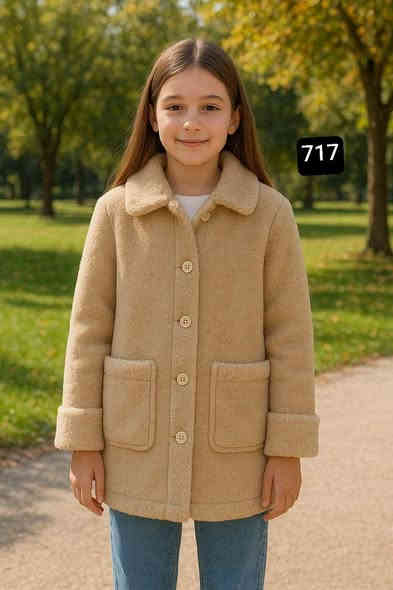 سعر الدرزن : 95 الف 
القياس : 11 الى 14 سنة 
كوت ثقيل جدا  
اقل طلب درزن 
🟢للحجز ، واتساب الجملة🟢
***********
