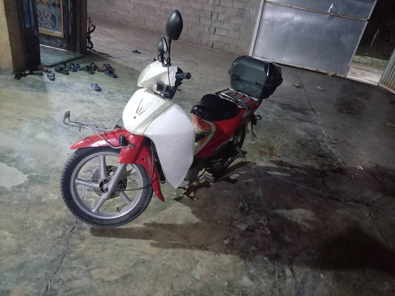 سلام عليكم ورحمة مطور للبيع سعرة عل خاص ***********
