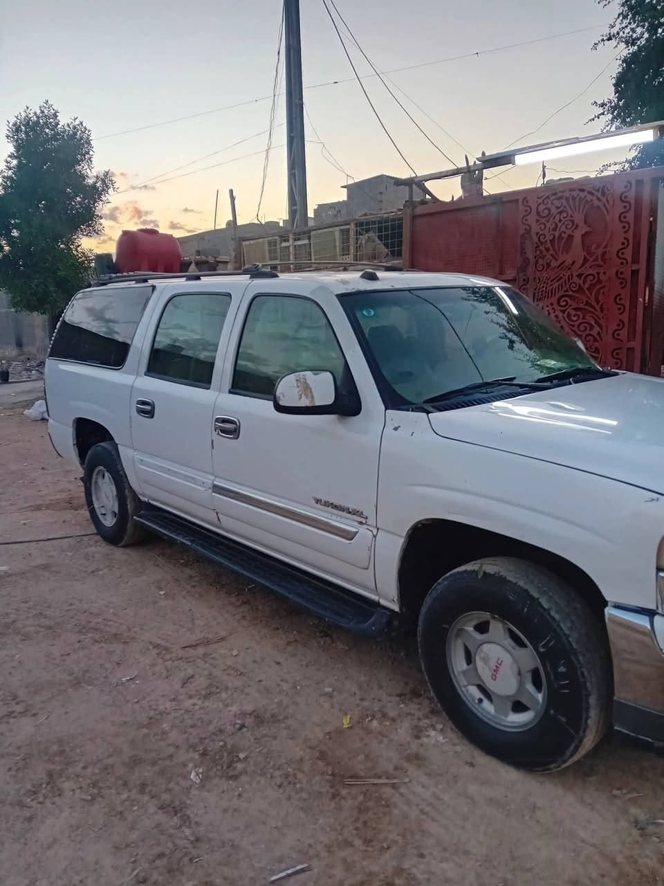 السلام عليكم ورحمة الله وبركاته من بعد اذن الأدمن المحترم جمسي يوكن 2004 مكينه 5300 كير 700ويل 6برغي تخم تاير برجستون جديد منضومه تبريد جديده محرك وكير جدد رقم بغداد انكليزي خصوصي باسمي كهربائيات كلهه شغال سياره جاهزه وخير من الله رقم التلفون *********** السعر 92 وبيه مجال حك الجيه مكاني بغداد الشعب حي اور
سبع اقصور
