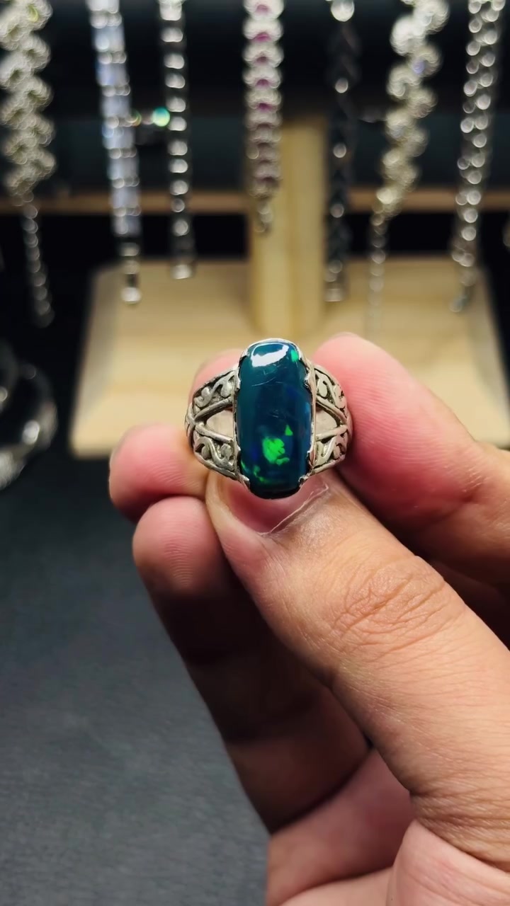 أوبال أثيوبي اصلي 💍

شغل حلو درجة اولى
صياغة يدوية الفضة 1000

السعر راسلني خاص رجاءً

يوجد توصيل جميع محافضات العراق
للتواصل واتساب : ***********⁩⁩⁩⁩⁩
