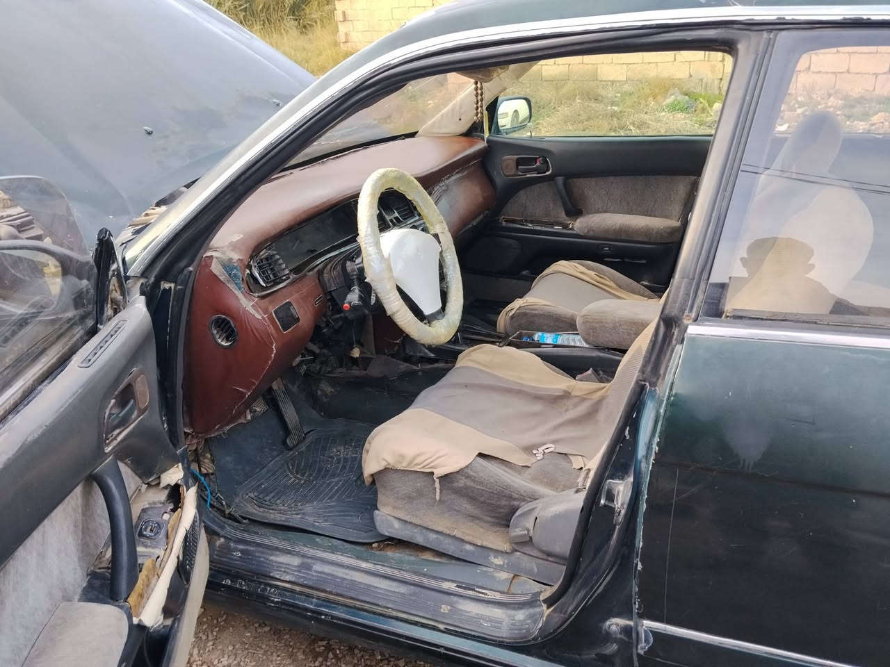 سلام عليكم مكلف بل نشر.   سياره بطه للبيع سعره 27 بيه مجال سنويه 30 الرقم ‏‪0773 789 0123‬‏.
