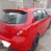 نیسان تیدا 2011 مەکینە گەورەی مەرغوب سێ پارچەو نیو سبوغی هەیە کال بونە...