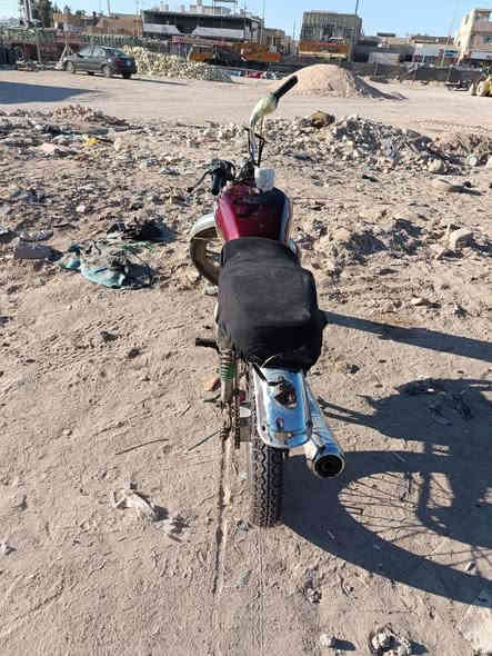 السلام عليكم دراجه 5كير للبيع تجفيت جديد شغاله شلعه فولل كلك ابيع كوم حديد  بيه بليته ورقم شاصي ومكفوله من السرقه ابيعك من باب بيتي السعر 190 وبيه مجال مكاني كربلاء حي الحر خلف البانزين خانه مال القادسيه ***********
