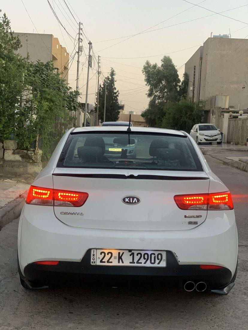 کیا سیڕاتۆ دودەرگا مۆدێل 2013 هیچی نیە تەنها 3 جێ ساردەکوت فول مواسەفات بەسمە کامیرە شاشە سەماعە لید کوشین جلد لایت لید ئاوێنە شەفت  گێر مەکینە تەبریت تەقەو رەقە بەشەرت هە موو شتی نوێیە سعری 102 مەجال *********** أربيل, العراق
